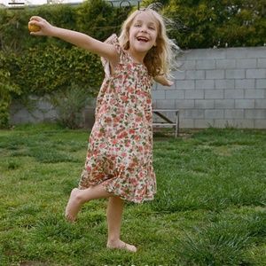 ISO Lily Dress in size 6 or 8